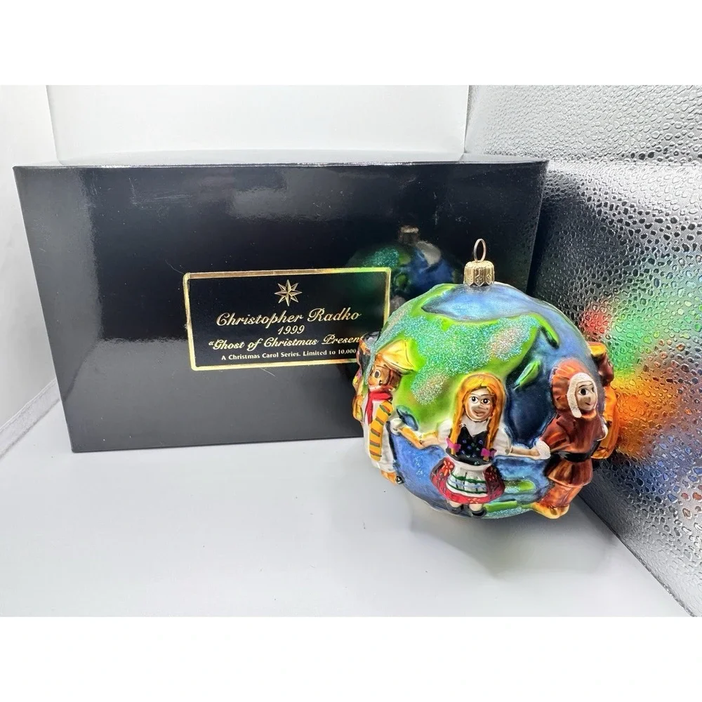 Christopher Radko United We Stand Christmas Ornament World Holding‎ Hands 1999